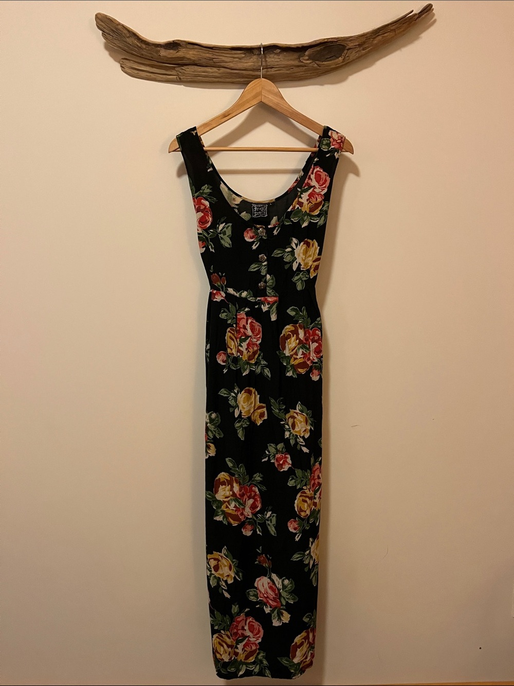 Floral Scoop-Neck Maxi Dress in Black with Rose Print